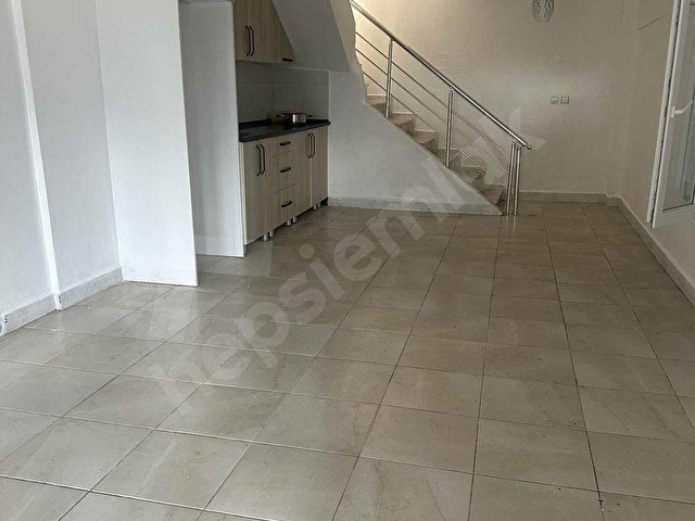GÜZELÇAMLIDA DOĞA MANZARALI SATILIK TRIPLEX VILLA - Görsel 23
