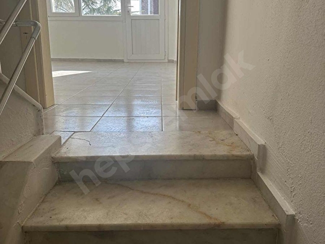 GÜZELÇAMLIDA DOĞA MANZARALI SATILIK TRIPLEX VILLA - Görsel 19