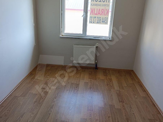 Üniversite Yolu Üzerinde Kiralık 3+1 Daire