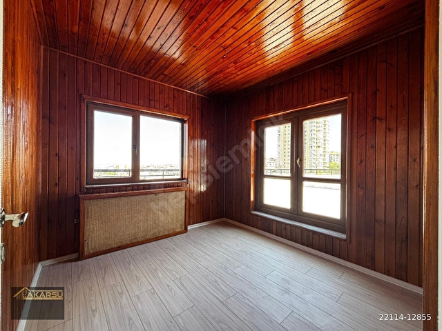 AKARSU EMLAKTAN LİZBON VE KABİL CAD YAKINI MERKEZİ KONUMDA, TERASLI, 4+1 DUBLEKS LÜKS YAPILI DAİRE - Görsel 8