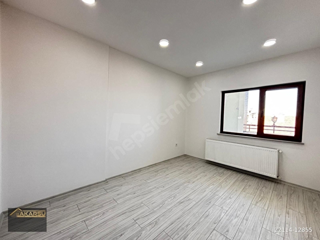 AKARSU EMLAKTAN LİZBON VE KABİL CAD YAKINI MERKEZİ KONUMDA, TERASLI, 4+1 DUBLEKS LÜKS YAPILI DAİRE - Görsel 4
