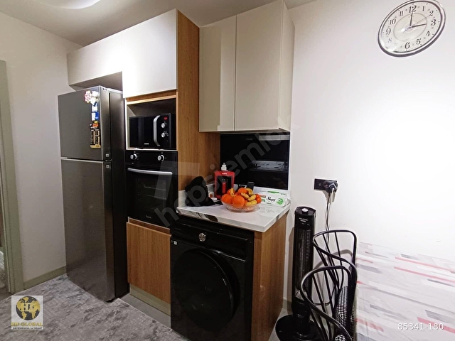 Emsalsiz Manzara Havuzlu Sitede 3+1 Lüks Daire | Giyinme Odalı - Görsel 15