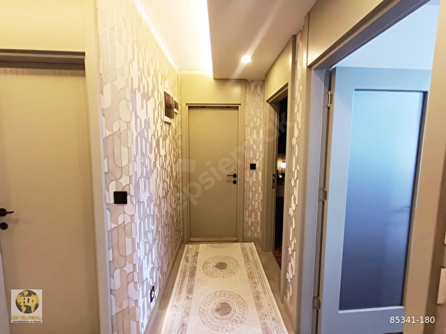 Emsalsiz Manzara Havuzlu Sitede 3+1 Lüks Daire | Giyinme Odalı - Görsel 5