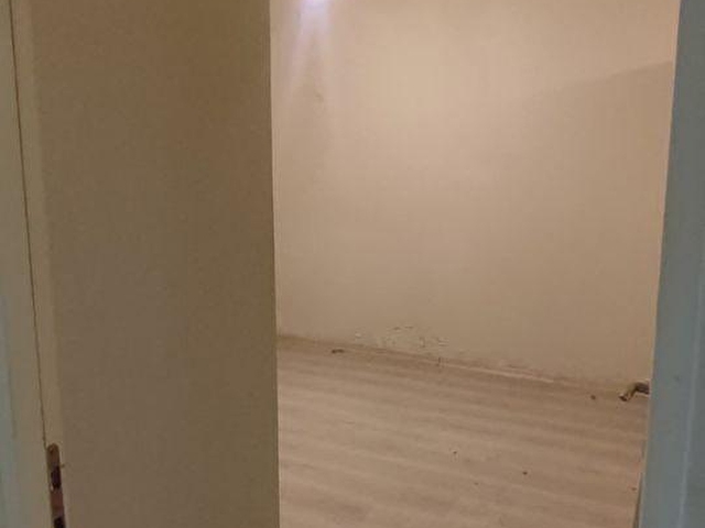 Rnkdan Acil Satılık Tanır Sokakta 1+1 Bahçe Katı Daire