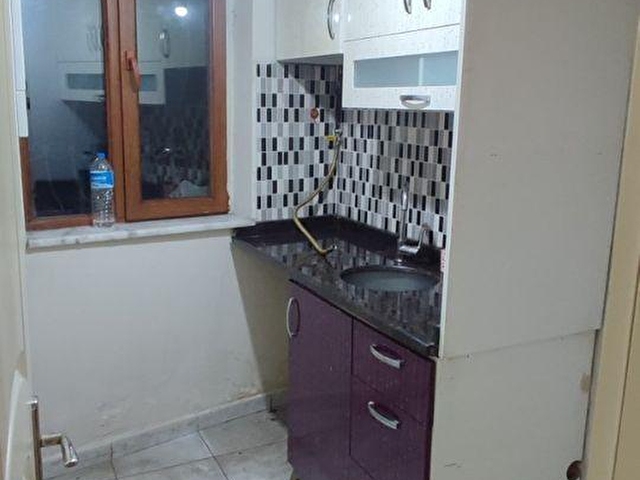 Rnkdan Acil Satılık Tanır Sokakta 1+1 Bahçe Katı Daire