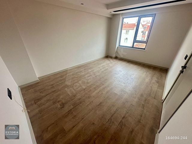 ESTORIADAN KUMLUBEL MH ESENLİ YAKINI ÖNÜ AÇIK 2+1 SIFIR DAİRE - Görsel 2