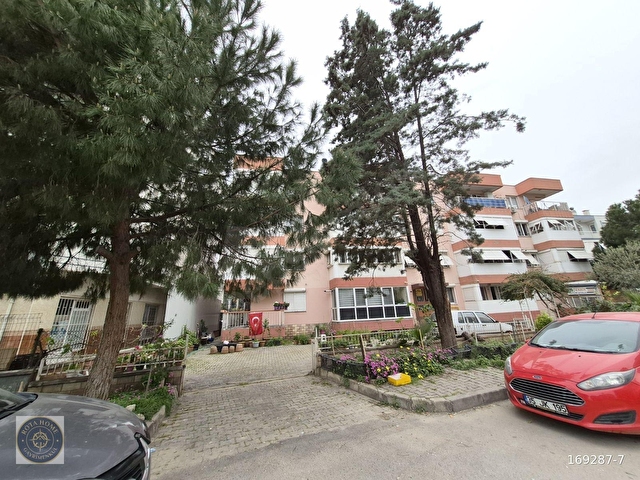 ROTA HOMEdan Ataşehir Merkezde Yüksek Tavanlı Kiralık Dükkan