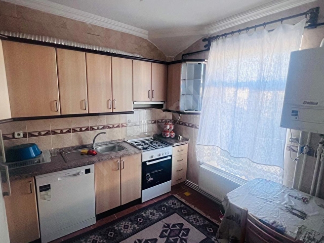ÜRGÜP ELİT EMLAKTAN Harika Konum Merkezde 2+1 kiralık DAİRE - Görsel 9