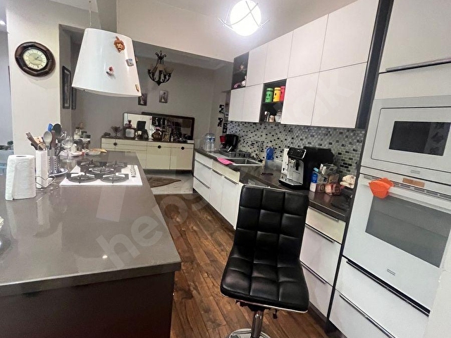 ŞİŞLİ,SIRACEVIZLER CAD.GENİŞ İÇİ YAPILI SATILIK DAİRE - Görsel 8