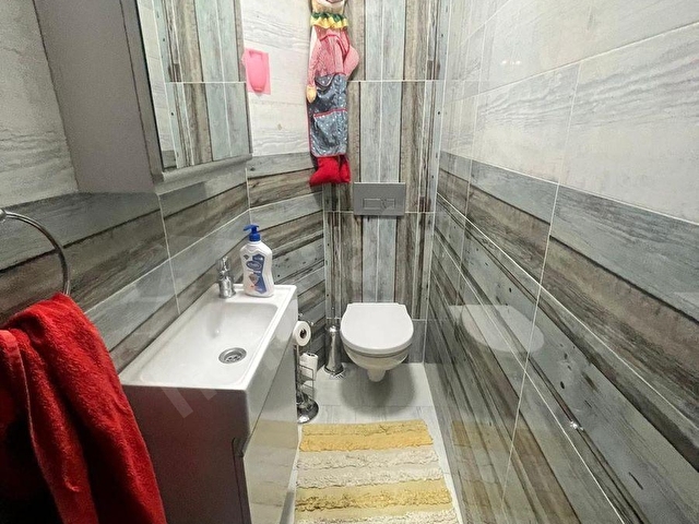 ŞİŞLİ,SIRACEVIZLER CAD.GENİŞ İÇİ YAPILI SATILIK DAİRE - Görsel 15