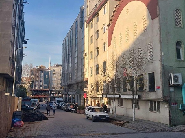 SULTANGAZİ UĞURMUCU MAH 215 MT KÖŞE DEPOLU DÜKKAN YENİ BİNA - Görsel 3