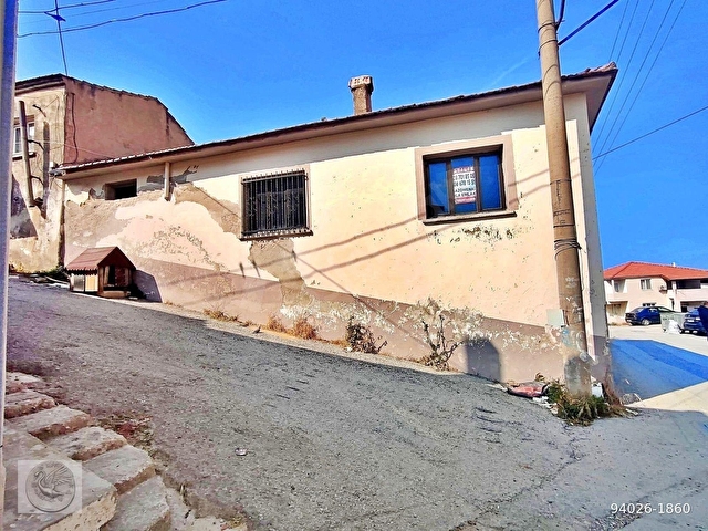 Sanat Sokağında Satılık Müstakil Taş Ev - Görsel 5