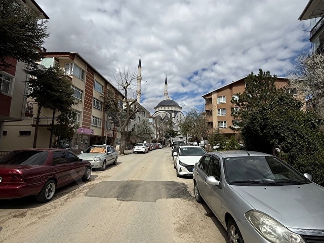 SOKULLU NİMET CADDESİ’NDE KAZANDIRAN NOKTA – DÜZ GİRİŞ KİRALIK DÜKKAN - Görsel 18