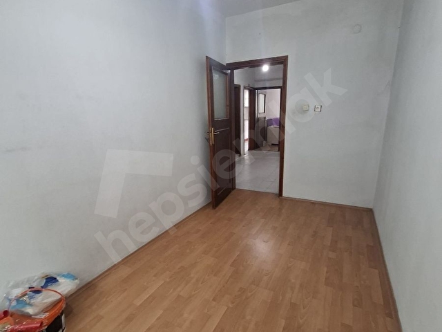 Atatürk mahallesinde satılık 2+1 eski yapı daire - Görsel 12