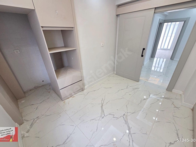 DOKUMA ÖZGÜRLÜK MH 3+1 GÜNEY CEPHE İÇİ YAPILI FIRSAT DAİRE - Görsel 3