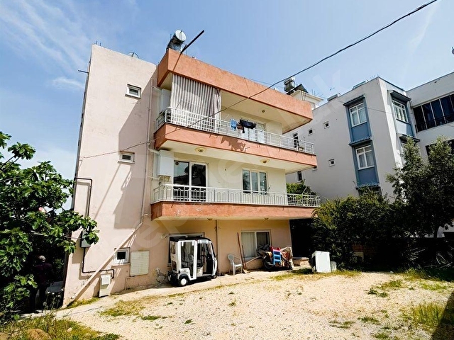 USTA GAYRİMENKULDEN AKÇAALANDA KİRALIK DOĞALGAZLI 3+1 DAİRE