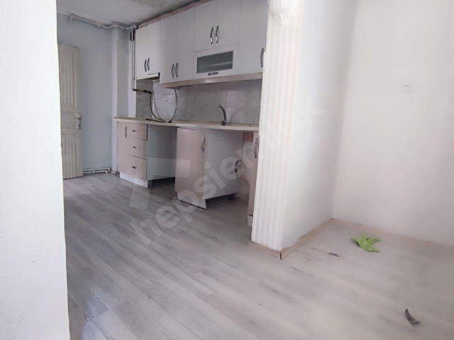 CEMAL EMLAK BURSA TARİHİ YILDIRIM BEYAZIT CAMİİ KARŞISINDA 3 KAT - Görsel 21