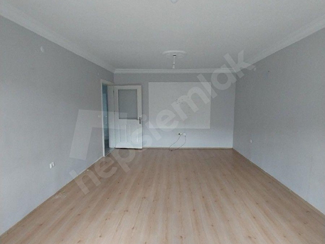 BAŞTAN EMLAKTAN KARABÜK MERKEZ CEVİZKENT TOKİDE İÇİ YAPILI KİRALIK 3+1 DAİRE - Görsel 2