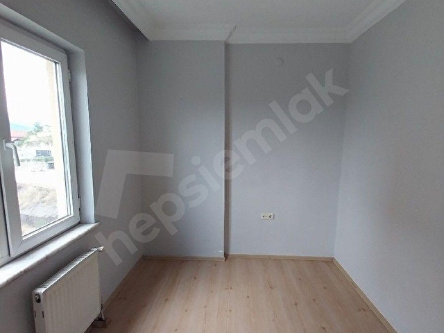 BAŞTAN EMLAKTAN KARABÜK MERKEZ CEVİZKENT TOKİDE İÇİ YAPILI KİRALIK 3+1 DAİRE - Görsel 4