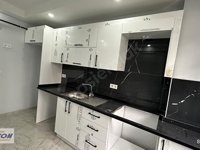 Beylikdüzü Yakuplu Satılık 2+1 oto parklı sıfır daire - Görsel 5