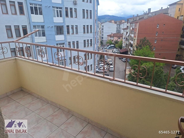 ÜNAL EMLAKTAN ESENTEPE MAHALLESİNDE KİRALIK ARAKAT 3+1 DAİRE - Görsel 12