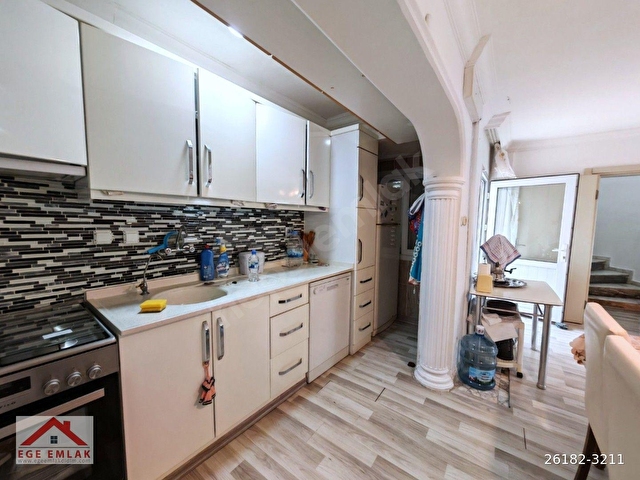 Kapalı Otoparklı - Park Cepheli - Köşe Villa - Kaloriferli Ev - Görsel 15