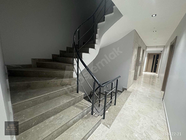 AVCILAR MERKEZ VİTRİN PARKTA EN GÖZDE 2+1 SATILIK DAİRE - Görsel 14