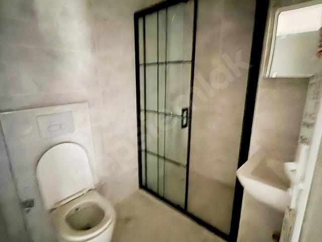NURFENDEN CADDE YAKINI SIFIR ARAKAT EBEVEYN BANYOLU DAİRE - Görsel 7