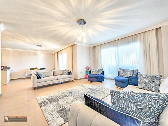 Adabükü nde Harika Deniz Manzaralı Tripleks Villa - Görsel 13