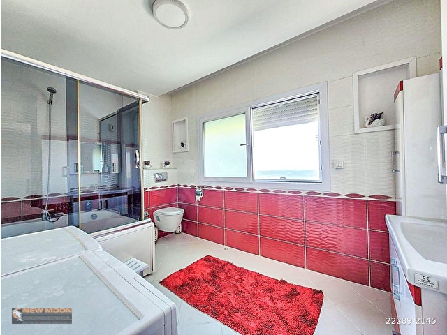Adabükü nde Harika Deniz Manzaralı Tripleks Villa - Görsel 22