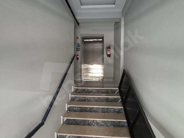 KOZDİBİ KAVŞAĞI KURTULUŞ MAH.2+1 Doğalgazlı-Asansörlü YENI DAIRE - Görsel 2