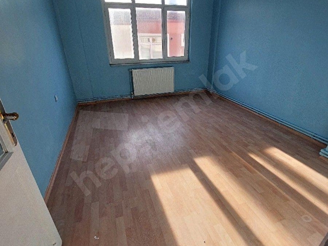 KAPTAN EMLAKTAN CUMHURİYET MAHALLESİNDE TÜRKİŞ TRAMVAYA 100M KİRALIK DAİRE - Görsel 15