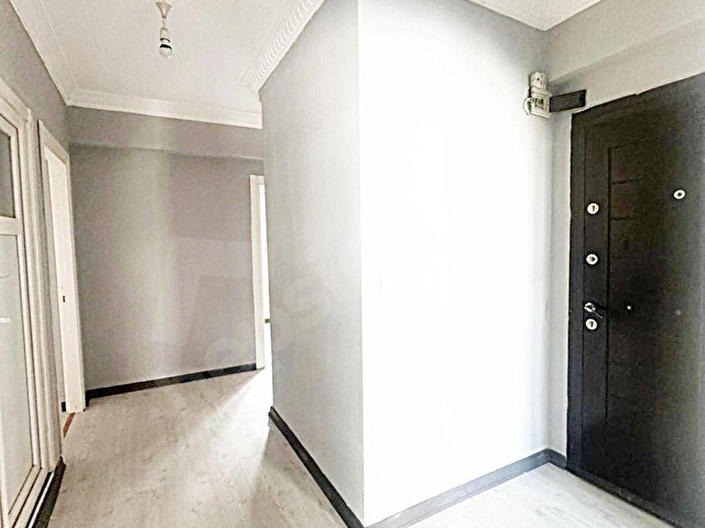 METROBÜS GÜZERGAHI CADDE ÜZERİ TEMİZ MASRAFSIZ SATILIK DAİRE - Görsel 18