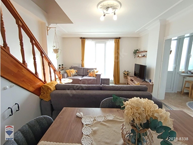 RE/MAX PROF METİN AVCIDAN HALİÇ MANZARALI 3+1 DUBLEX DAİRE - Görsel 2