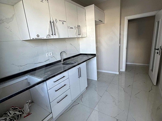 DOĞMUŞ GAYRİMENKULDEN SATILIK SİTE İÇİNDE 3+1 ARA KATI - Görsel 24
