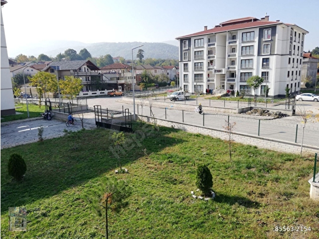 SAPANCA GÖL EMLAKTAN YENİ TOKI SİTESİNDE  EŞYASIZ 2+1 ARA 3. KAT KİRALIK DAİRE - Görsel 24