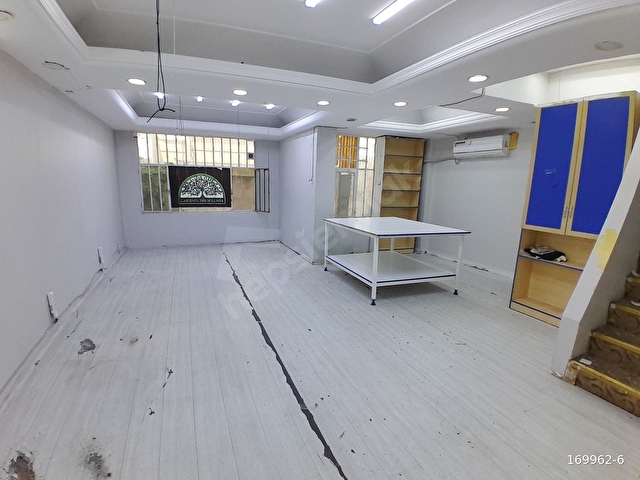 GEZER EMLAKtan Halıcılar Cad. Kiralık 300m2 3.Katlı Dükkan - Görsel 6