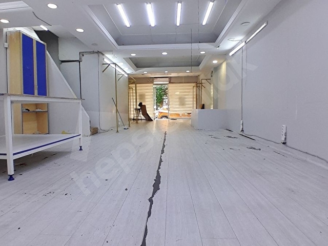 GEZER EMLAKtan Halıcılar Cad. Kiralık 300m2 3.Katlı Dükkan - Görsel 7