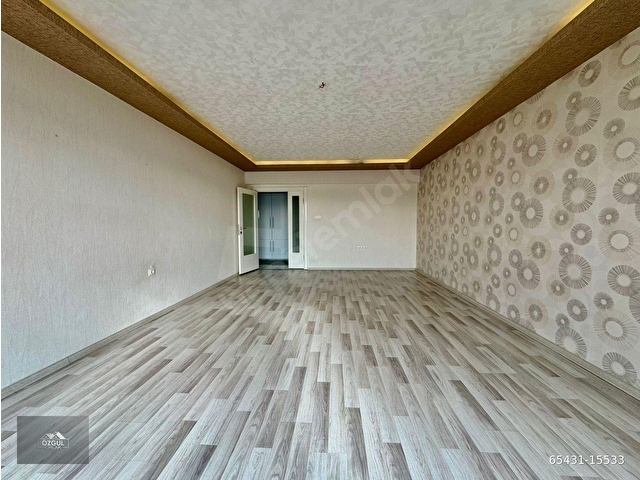 ÖZGÜL EMLAKtan FULL DONANIMLI LÜX SİTEDE ÇİFT BANYOLU KİLERLİ FULL YAPILI ARA KAT 4+1 DAİRE - Görsel 11