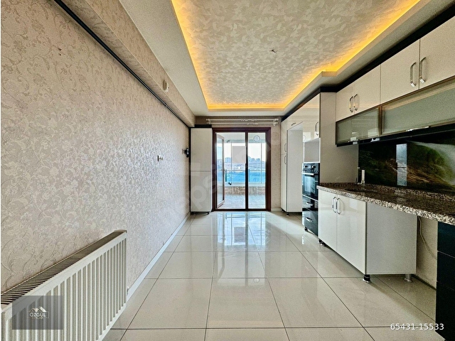 ÖZGÜL EMLAKtan FULL DONANIMLI LÜX SİTEDE ÇİFT BANYOLU KİLERLİ FULL YAPILI ARA KAT 4+1 DAİRE - Görsel 3