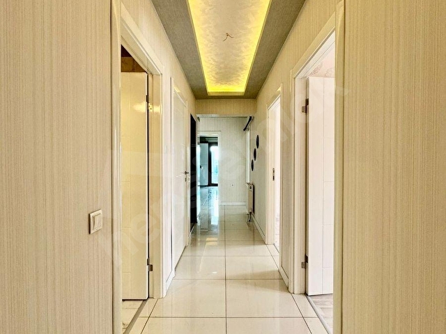 ÖZGÜL EMLAKtan FULL DONANIMLI LÜX SİTEDE ÇİFT BANYOLU KİLERLİ FULL YAPILI ARA KAT 4+1 DAİRE - Görsel 27