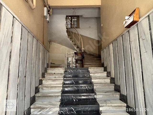 TAKSİM BEYOĞLU AYNALI ÇEŞMEDE 3+1 SATILIK DAİRE - Görsel 14