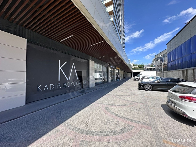 SUR YAPI MİRAGE ÇARŞIDA NA-TAMAM SATILIK 156 m2 DÜKKAN - Görsel 12