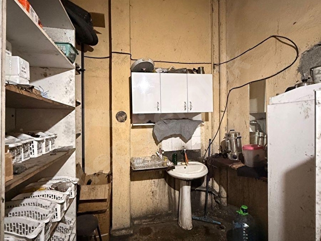 Kombassan Sanayi Sitesinde Satılık 210 m² Bakımlı İmalathane - Görsel 6