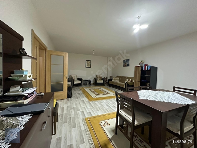 SARI TOKİDE KİRALIK YÜKSEK GİRİŞ 4+1 DAİRE - Görsel 2