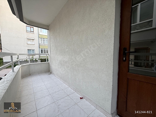 EROKLARDAN AYVALI MERKEZDE YENİ BOYALI MASRAFSIZ 1.KAT KİRALIK - Görsel 19