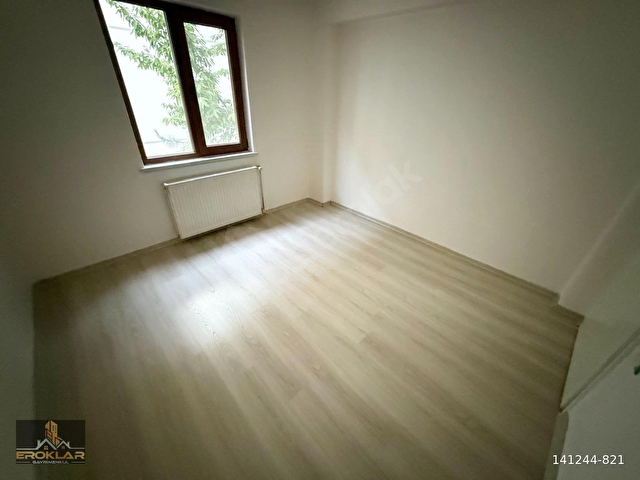 EROKLARDAN AYVALI MERKEZDE YENİ BOYALI MASRAFSIZ 1.KAT KİRALIK - Görsel 21