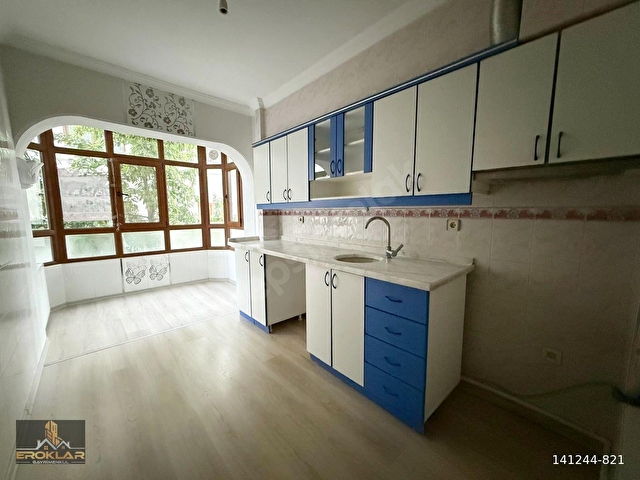 EROKLARDAN AYVALI MERKEZDE YENİ BOYALI MASRAFSIZ 1.KAT KİRALIK - Görsel 6