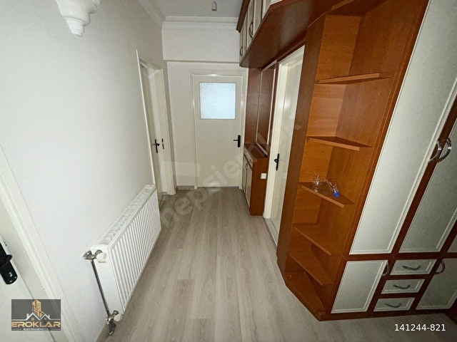 EROKLARDAN AYVALI MERKEZDE YENİ BOYALI MASRAFSIZ 1.KAT KİRALIK - Görsel 27