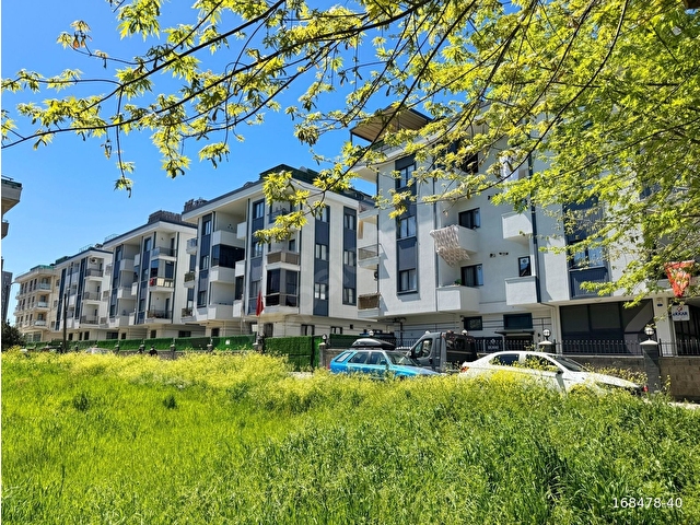 ANT GAYRİMENKUL SİTE İÇİ METROYA YAKIN OTOPARK ÇOCUK PARK 2+1